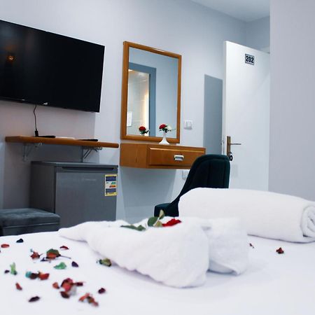 Olivia Hotel Кайро Екстериор снимка